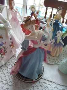 Royal Doulton " Amy" Pretty Ladies