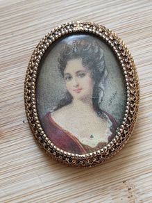 Vintage Florenza brooch
