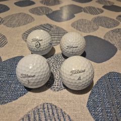 Titlelist AUX golf balls