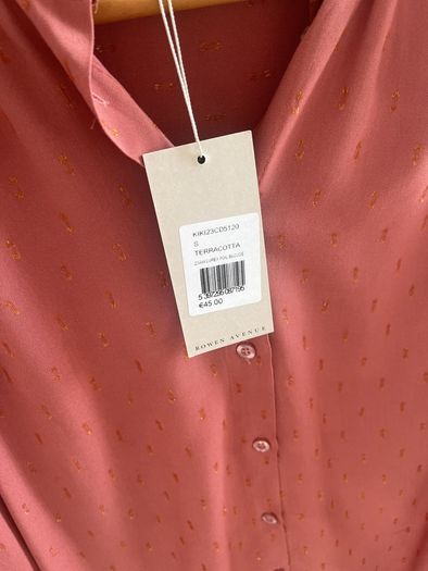 BNWT Rowen Avenue Blouse Size S