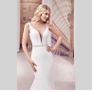 wedding dress Image 3
