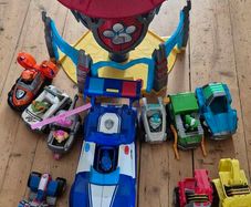 Paw patrol Dino Tower, 2 revup cars, Chase transforming car