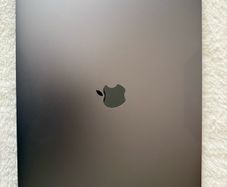 MacBook Pro 16 2019 i7 16GB Radeon 5500M 8GB Excellent Condition Boxed (PRICE DROP)