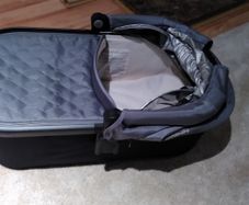 Uppababy Vista Stroller 2015 with bassinnet