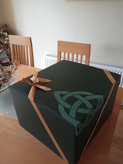 Gift box