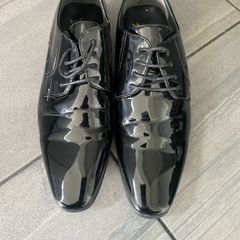 Boys shoes size 6