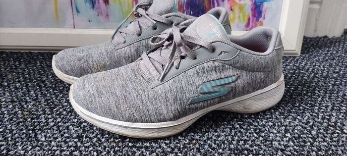 skechers trainers