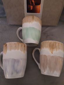 Ceramic Stonewall Pottery Glazed Mugs (3)/Approximately 3 x 5-Inches and Holds 16 Ounces/2 Cups  ..  FINAL PRICE DROP