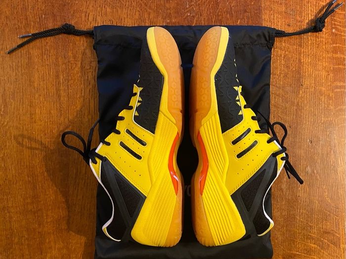 Yonex SHB 01 LTD Mens indoor Shoes - Flash Yellow