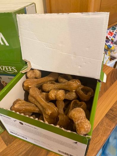 Whimzees Rice Bone M/L box (50 piece), Winalot and Poo bags