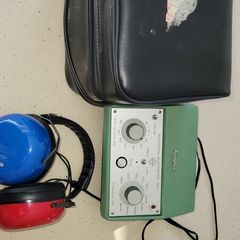 Kamplex AS7 Screening Audiometer with headphones and case.