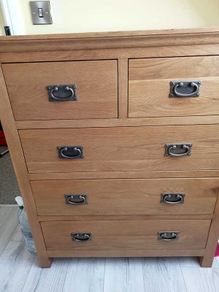 Solid Oak Bedroom Furniture - Chest of Drawers & Bedside Lockers x 2