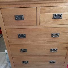 Solid Oak Bedroom Furniture - Chest of Drawers & Bedside Lockers x 2