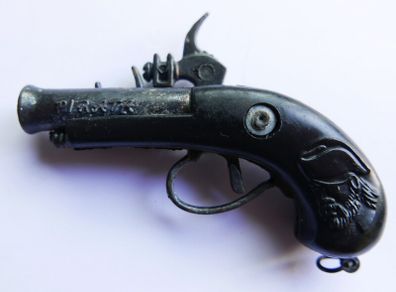 Vintage Bluebeards Flintlock small Cap Gun (in working order)