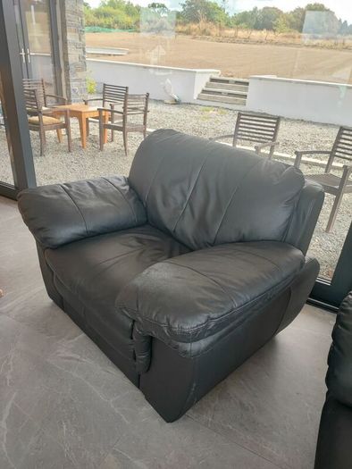leather suite