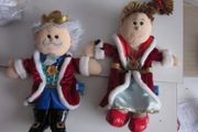 Fiesta Crafts  Tellatale King and Queen Hand Puppets