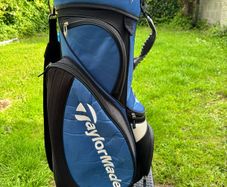 TaylorMade Golf Bag
