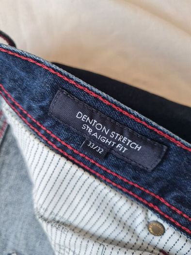 Tommy hilfiger Denton stretch Size 33/32 zip fly in excellent condition