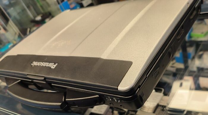 Panasonic Toughbook CF-53 14" Rugged Intel i5 2520M 3.0Ghz 4GB Windows 10 Pro 256GB SSD HDMI