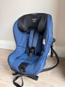 Axkiid Minikid 2.0 Rear facing car seat
