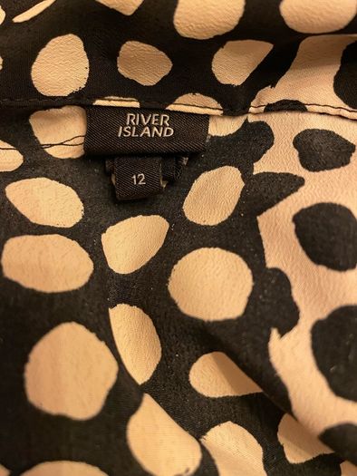 dress River Island long sleeve wrap effect off white and black dots pattern size 38
