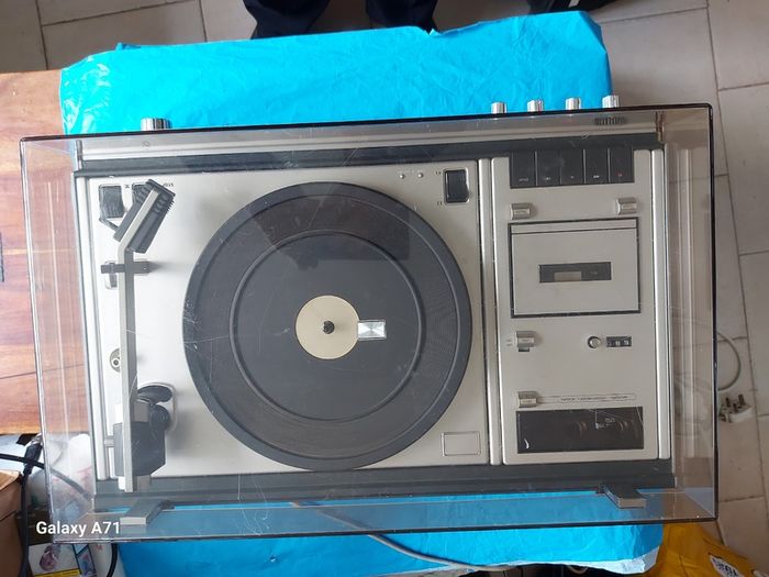 Vintage Philips (Radio-Cassette-Phono) PZ1 U121, made in Holland 1974, 22RH943-15Z, in excellent condition