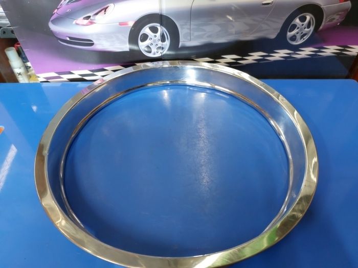 Wheel rim embellisher 14 inch