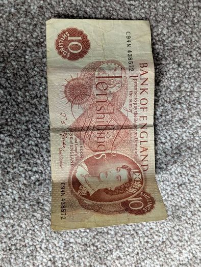 10 shillings bank note