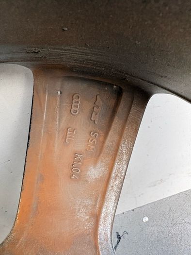 18in 5x112 genuine audi ttrs alloys