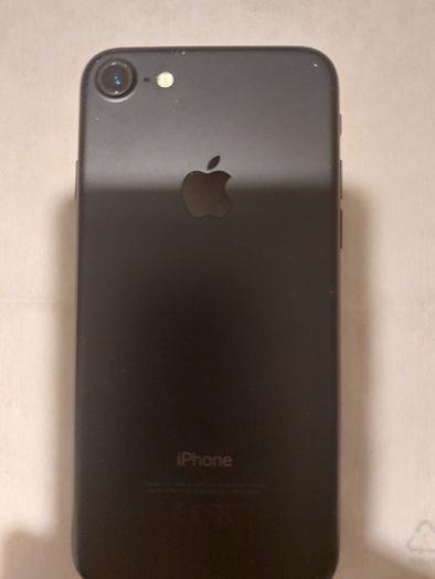 2 xApple Iphone 7, 32GB, Activation Locked, For parts or repair, Excellent Cosmetic Condition