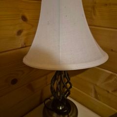Table lamp