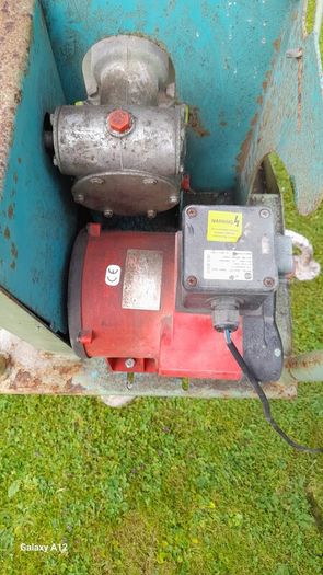 Cement Mixer...With Stand..240V