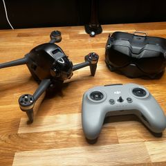 DJI FPV Drone Combo (like new)