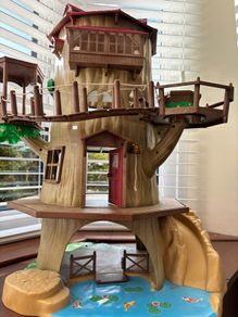 sylvanian families treehouse