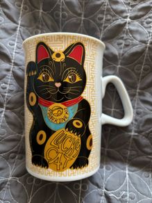 Maneki Neko Porcelain Lucky Cat Mug