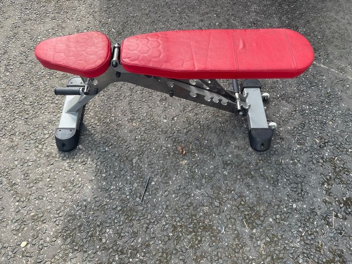 Weightlifting Bench