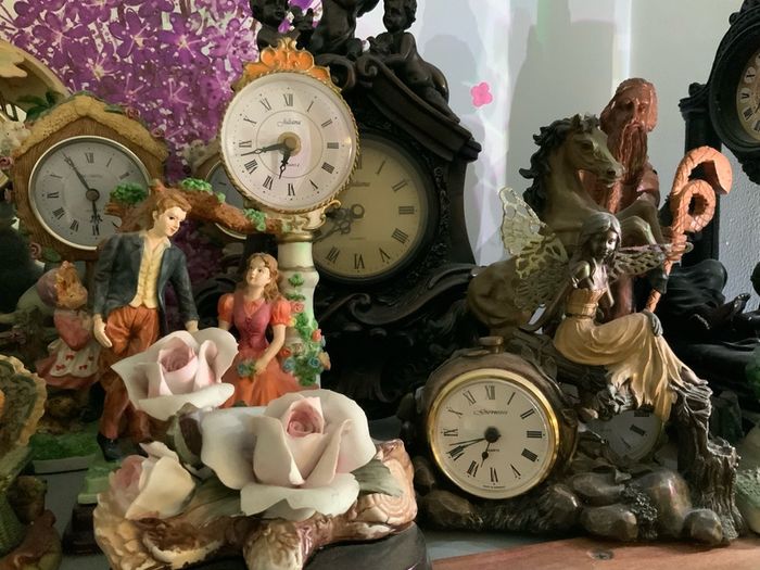 Clock, figures, Display Cabinet