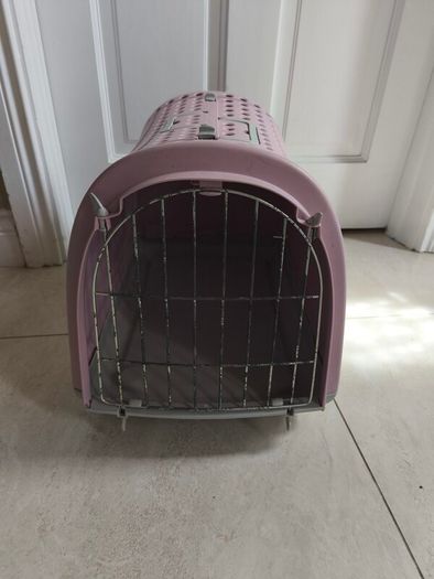 dog/cat carrier