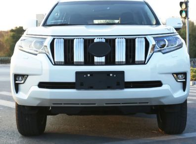 Toyota Landcruiser Front Grill Chrome