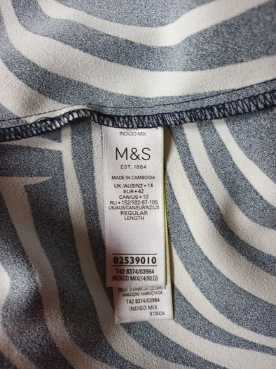 M&S Collection  Dress.    S. 14.  Going to the Charity  Shop  8th  November  2024.