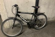 Planet Shadow Mountain / Commuter Bike 26 inches - 18 Speed Shimano