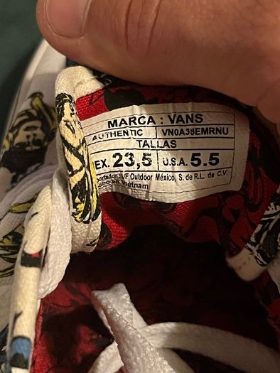 Brand New Limited edition Marvel Vans size 5