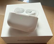 iPod Pro 2 - Right Only & Case