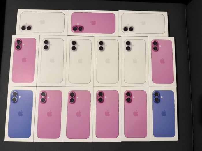 iphone 16.128GB Brand New Sealed Unlocked Free phone cover and screen protector 1 year Apple Warranty RECEIPT