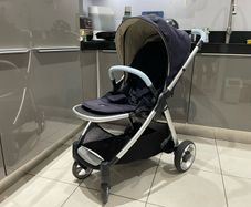 Mama's&Papa's Flip xt signature edition buggy with Cybex car seat and base