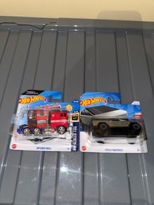 Hot Wheels Optimus Prime/Chbertruck
