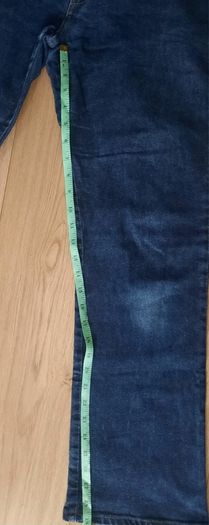 Oasis denim jeans 28 waist and 29 leg in very good condition with no issues UK size 12 see last two photos for exact measurements FREE STANDARD POSTAGE INCLUDED
