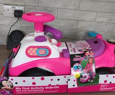 Minne Mouse first ride on