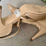 Roberto Vianni Beige Stilettos size 40/7 Image 4