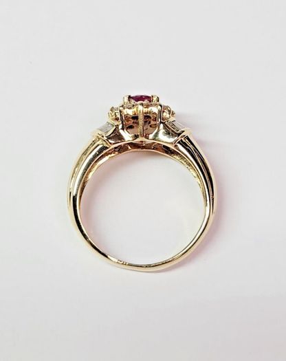 GENUINE 14k Oval Ruby Diamond Accent Halo Ring Sz 5.25